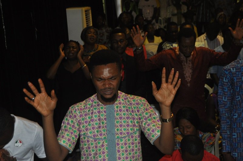 twocorg's tweet photo. Casting crowns, lifting hands, bowing hearts, is all we've come to do 🎶 🎶 🎶 

Come experience electrifying moments of worship! 

#twoc #worship https://t.co/7dOBVteNoP