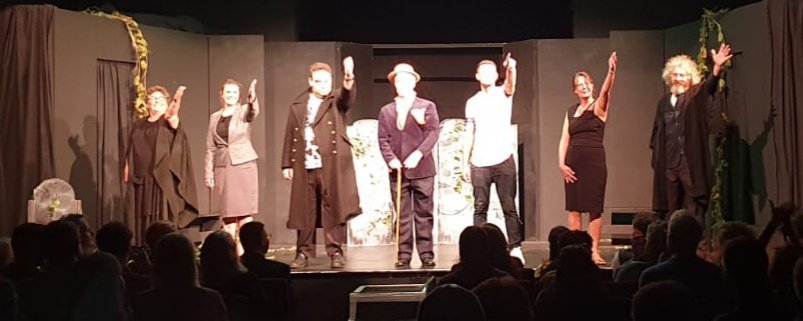 dinayates's tweet photo. The doors on @H_A_T18 Is closed after a successful 3 day run! Thank you to my cast and crew for their energy and tolerance and sheer brilliance in their performance. It has been an honour to Produce and Direct @IanCallaway352 #HonourAmongstThieves #producer #director #actorslife https://t.co/my6BayOZvd