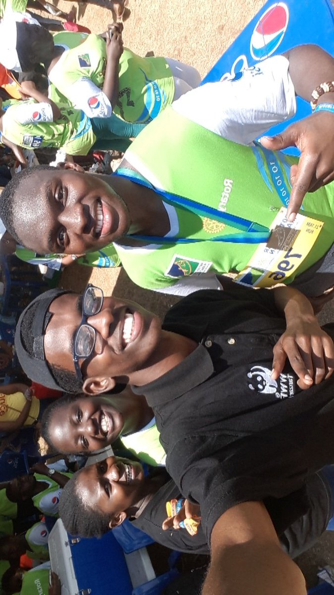 Ghaamid_Mavura's tweet photo. Congratulations to a rotaractor @sagawala_cecil for completion of the #RDM2018!. And guess what..he's my fellow #Environmentalist!. He has a green business, check out his page!π https://t.co/MxzrVtFlKM