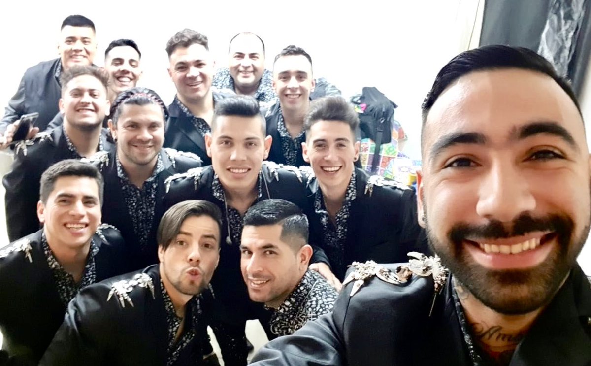 EduardoGCruz21's tweet photo. #Bailazo en el #EspecialisimoDeAtenas
#Gracias de corazón! #DQV @daleqvaoficial #Especialisimo #Atenas https://t.co/fz3LlF4Lrn