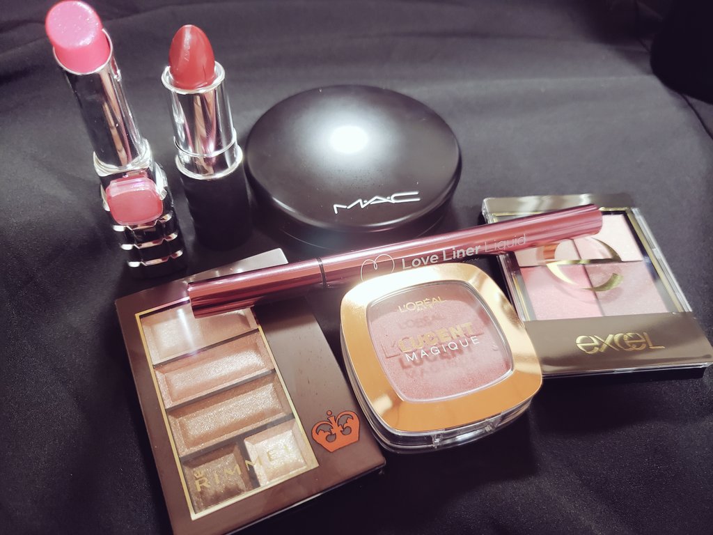 さよこ Mac ミネライズスキン ミディアムダーク Rimmel マシュマロルック028 L Oreal Paris シャインオンマクロスコム ラブライナー ローズバーガンディー Rimmel ショコラスイートアイズ015 L Oreal Paris ルーセントマジックチェリークラッシュ Excel