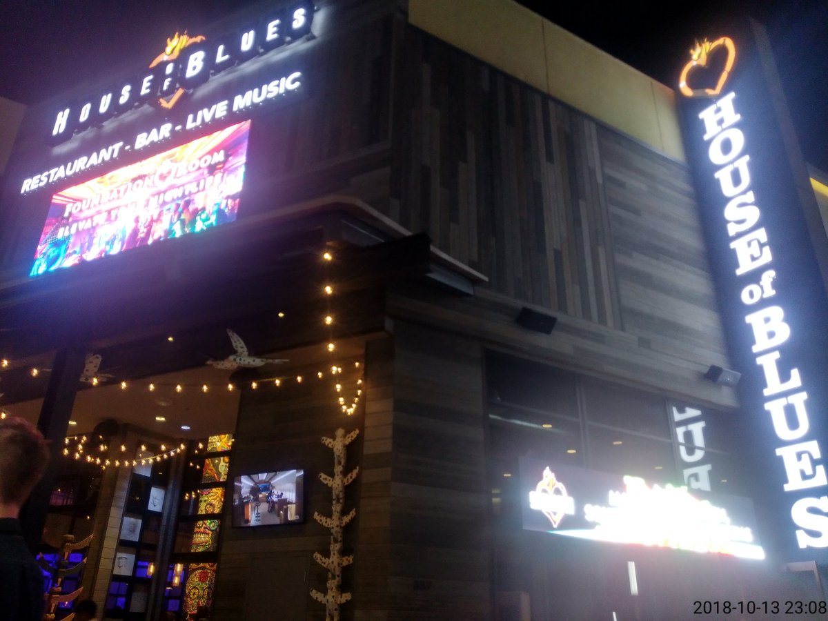 DBDAN61's tweet photo. My ears are still ringing from the concert. Time and money will spent. Thanks for the show @RandyHouser! @HOBAnaheim #magnoliatour https://t.co/13Ha9jUeWu