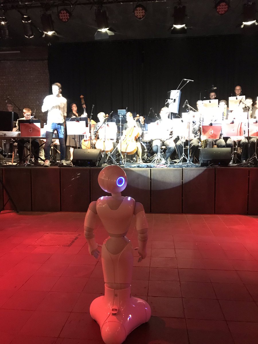 AnnDeSloover's tweet photo. They did it again @delawareBeLux !
Great colleagues, Great music, Great show https://t.co/YbhgUaV6MA