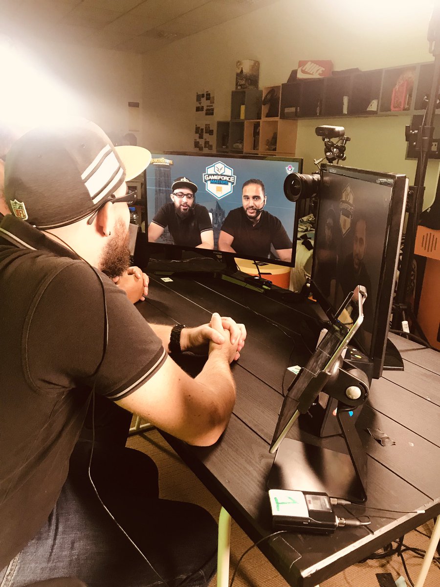 RTBF_iXPe's tweet photo. C est reparti pour les #gameforcemasters sur https://t.co/05dA02t7VJ avec du #Heartstone ce matin cast par @PAULOLAX_Gaming et @SUNNY63309918 https://t.co/jRmZRekqjc