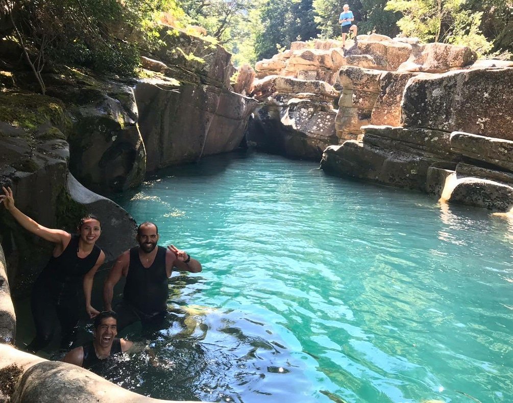 Uno de los lugares ocultos y maravillosos de Mañihuales es el Puente de Piedra ¿Te gustaría conocer el secreto? 📷 <a href="/rodrigo_agp/">Rodrigo Alcantara GP</a>

ℹ carretera-austral.info
☎️ +56232474001