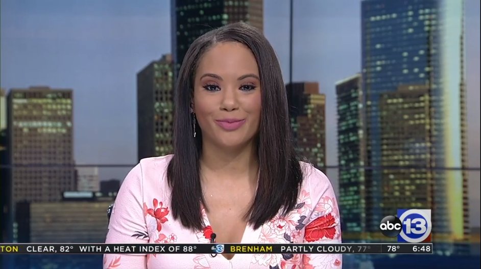 Nice to see Erica, on this Sunday Morning. 💖🌺 #TimeForBennett