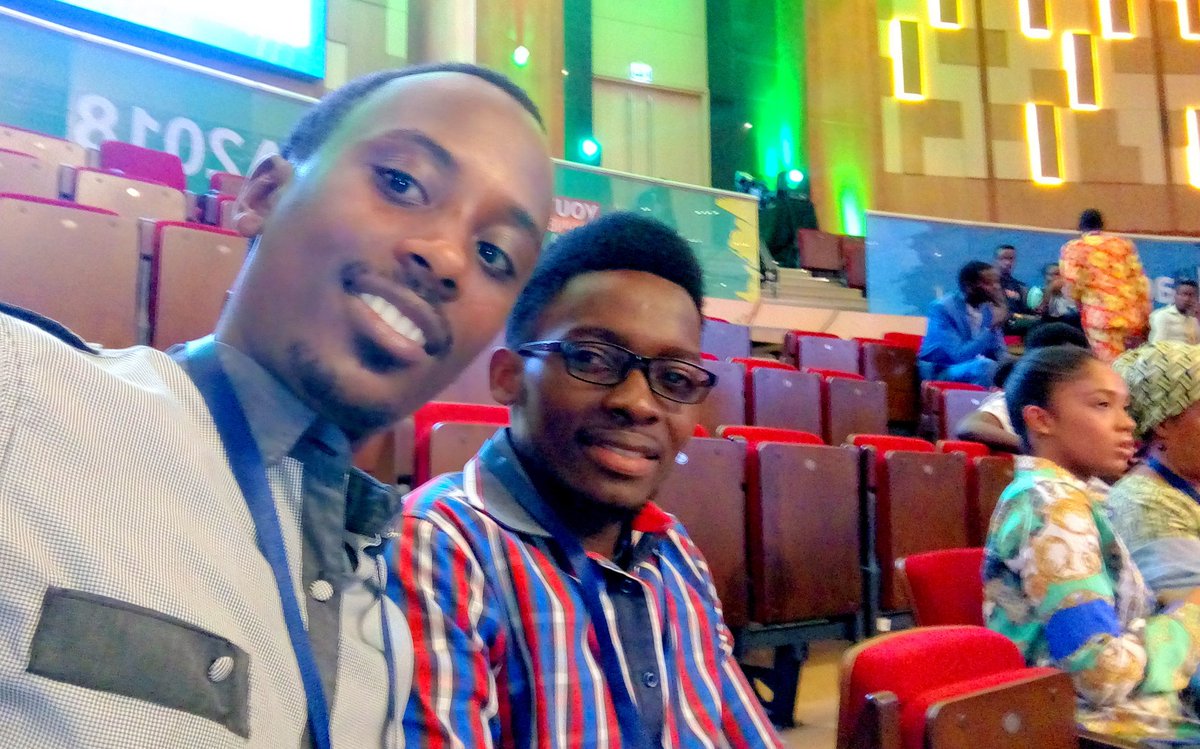 NacciJunior's tweet photo. @NacelMclumande  @YouthConnekt  day 2 https://t.co/KIZcZ5HOw8