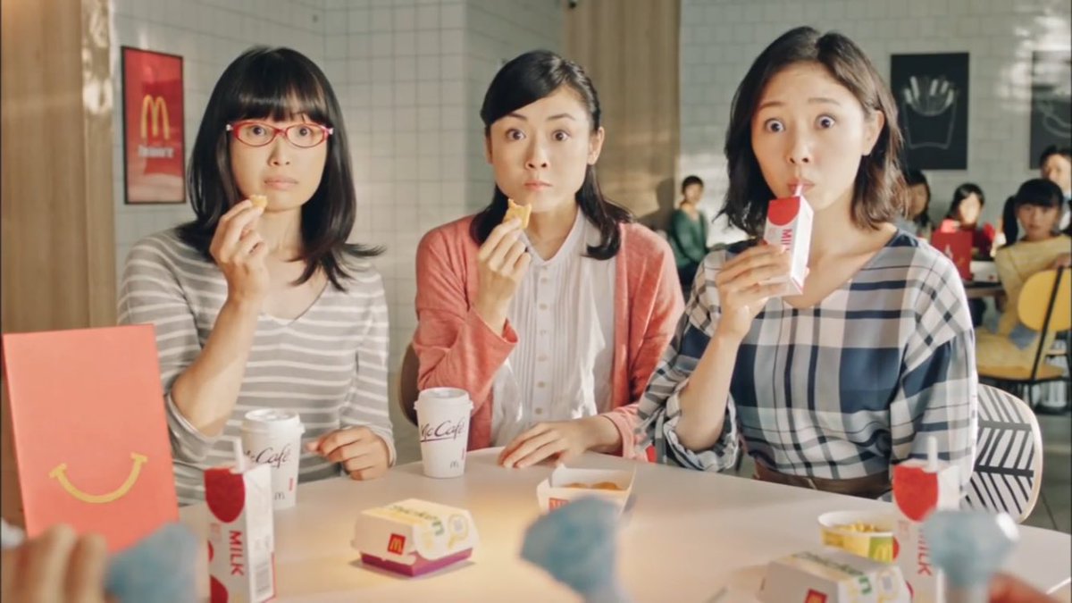 ６人目の侍 Samuraiclub なんで プリキュアのハッピーセット のcmで娘たちがプリキュア になりきっているのを見て 母親たちはノーリアクション なのかがずっと気になってるw マクドナルド プリキュア ハッピーセット T Co Yc4qzumire Twitter