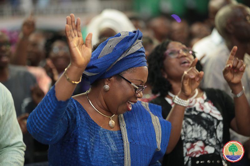 TheCitadelGCC's tweet photo. ♬ Ewa ba mi rababa f’Oba ogo
Oba Terere
Kari Aiye
#LRAService #Worship https://t.co/C2EKKlfZgA