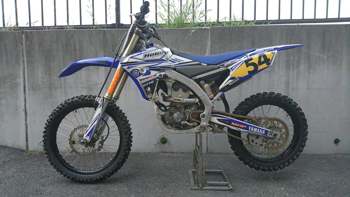 mhpmotohouse's tweet image. 【中古車有ります】
YZ250F 2015年モデル
◆前後スペシャルモディファイ
◆リアショック：フリーピストン仕様
価格：￥432,000（税込）
メール、電話、お気軽にお問い合わせください🙂
machine@mhproducts.com
＃usedYZ250F #2015model  # front.rear modified suspension 
#Rear shock:Free piston