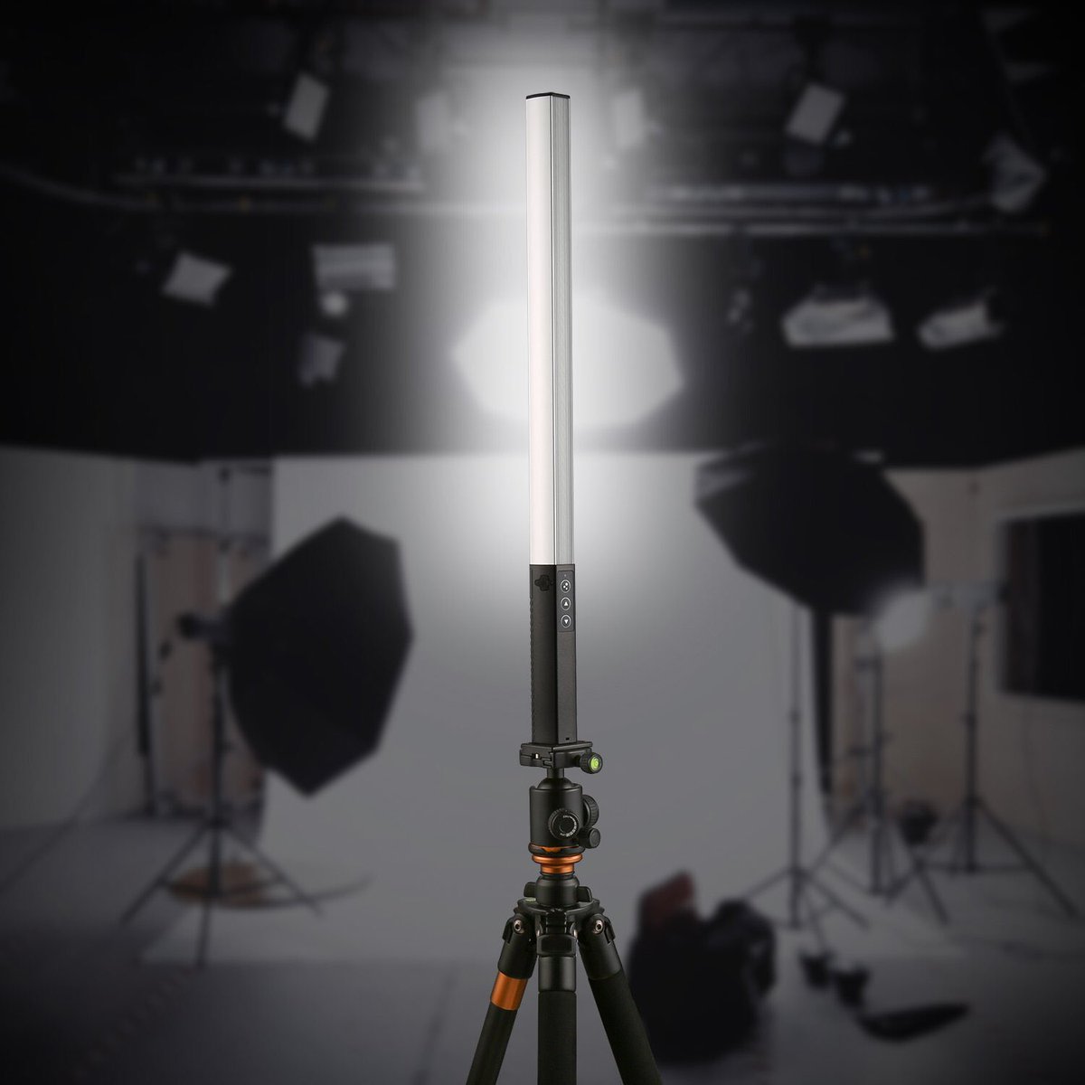 actoressentials's tweet image. Check out this portable LED video light (6 brightness levels and 2 colour temperatures). Can be used for videography and photography. 🎥 💡👌

actoressentials.co.uk

(Viewable from website home page)

#led #lighting #filming #selftape #acting #actorslife #actoressentials