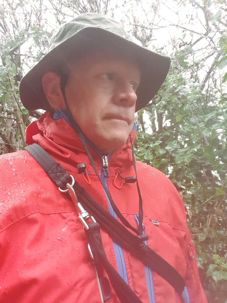 AT_Development's tweet photo. Wet walk with @SearchDogOppo today but #dryhandler thanks to @ParamoClothing and @sealskinz https://t.co/nfhPMFC8JM
