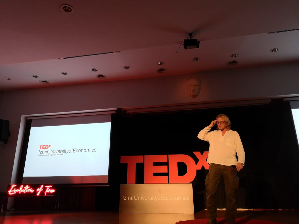 tedxiue's tweet photo. Şimdi de Wilco Van Herper’in muhteşem konuşmasını #tedxiue sahnesinde dinliyor olmanın heyecanını sizlerle paylaşıyoruz ❌ @WilcovanHerpen https://t.co/oxHoZDSsIp