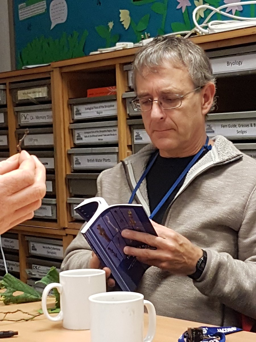 BSBIbotany's tweet photo. Rain stopped play for John Poland's Twig ID session at #bsbirecordersconference - even the hardiest botanists have their limits - so we grabbed some specimens and moved indoors to examine them over a cuppa! https://t.co/dpPAzR3zrQ