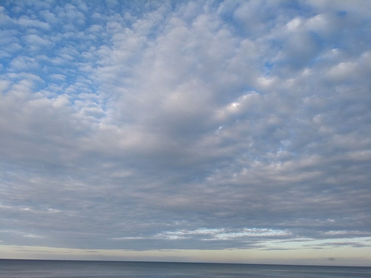 LilyMayCurator's tweet photo. Cromer #Photography #beach #sea https://t.co/06zrNGorty