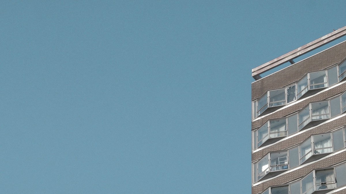 AFFR's tweet photo. 14:15 - New Town Utopia (81')
#AFFR2018 Tickets: https://t.co/j0PZWCLg1a https://t.co/eBU9LN1ZSF