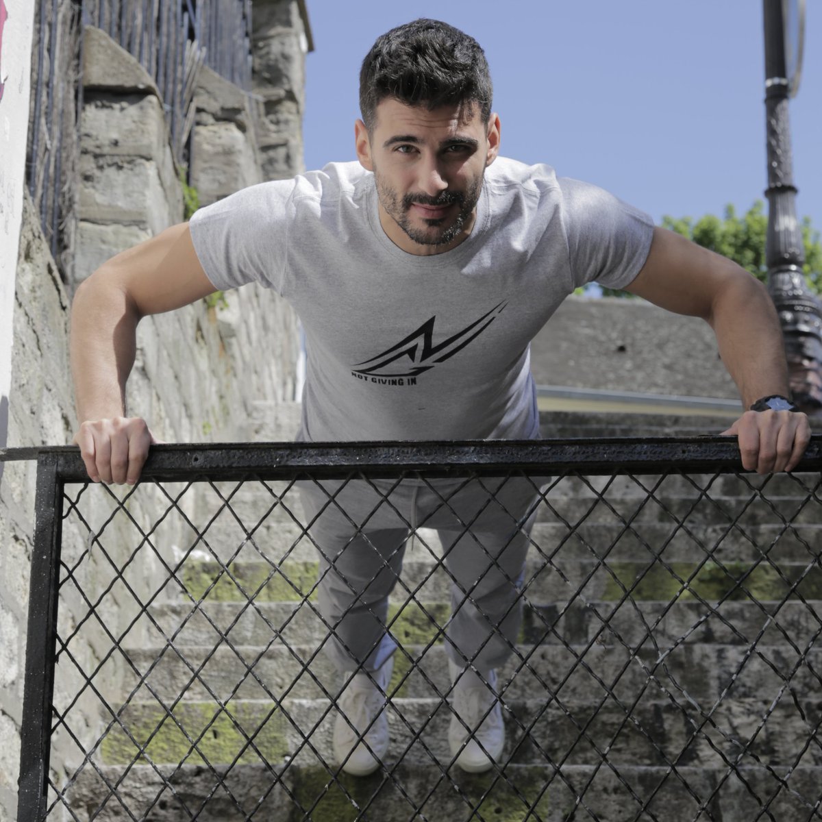 Détermination, rigueur vous permettra d'atteindre votre objectif .
#fitness #20km_Paris #running #musculation