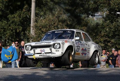 SanMarino_RTV's tweet image. #RallyLegend: in un clima di festa, i sammarinese #Rosati e #Cesarini al comando con lo stesso tempo nelle #Historic
smtvsanmarino.sm/sport/motori/2…