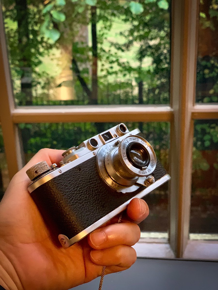 The new <a href="/V_and_A/">V&A</a> Photography Centre is stunning! <a href="/paola75c/">Paola Ceravolo</a> #wow