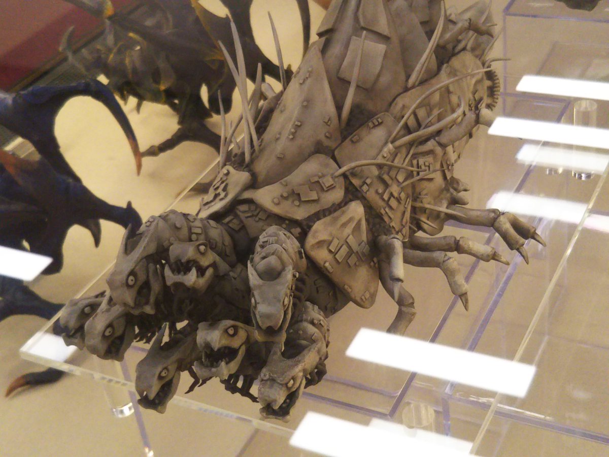 新世代造形大賞2018 会場にて展示されていた「八岐之大蛇の逆襲」八岐