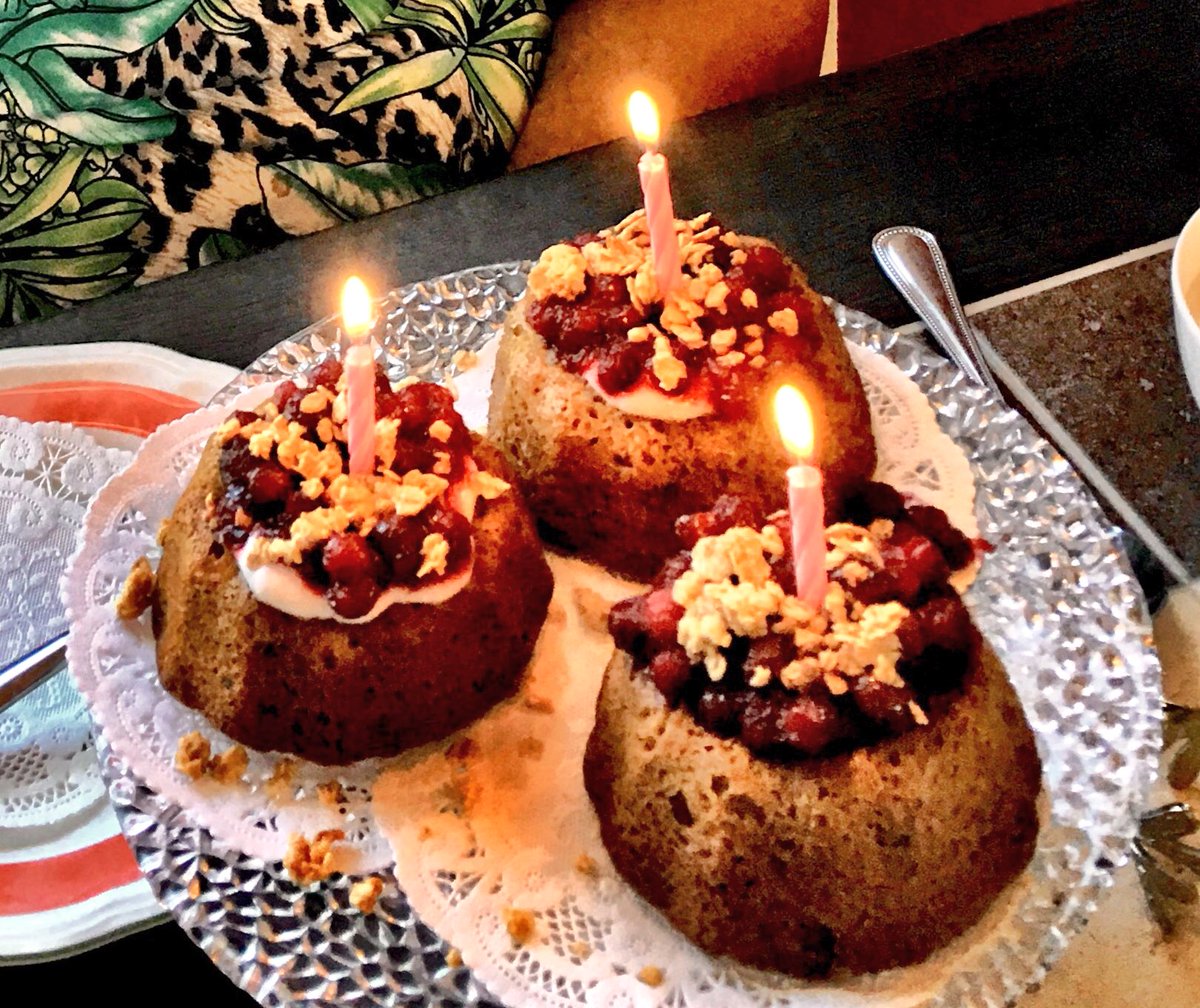 Aschoonerinn's tweet photo. “Just 3 years married ” ....our guest said as he pulled his wife a little closer to him
So we turned our partridgeberry bkfst muffins into an anniversary surprise for them
#Celebrate
#GuestsInn
#bkfstSurprise https://t.co/yddMuFHo7Q