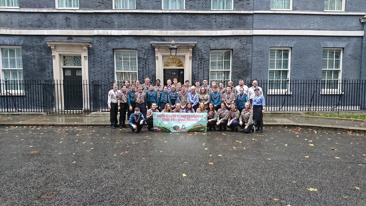 Unit 86 outside 10 Downing. @westmerciascout #uk24wsj #WSJ2019