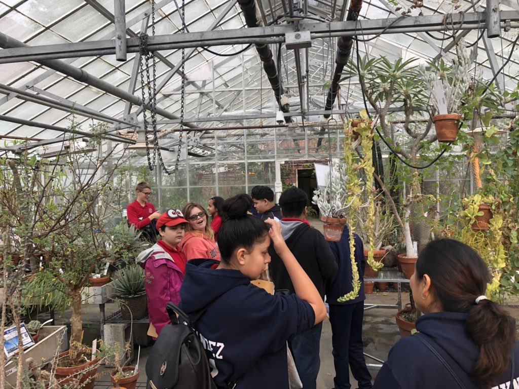 hallnicole_d's tweet photo. 7th grade had a cool field trip on Friday to @UConn generating plant and greenhouse and also Lake Road Generating plant! #STEMeducation https://t.co/a7Mssm6fKw
