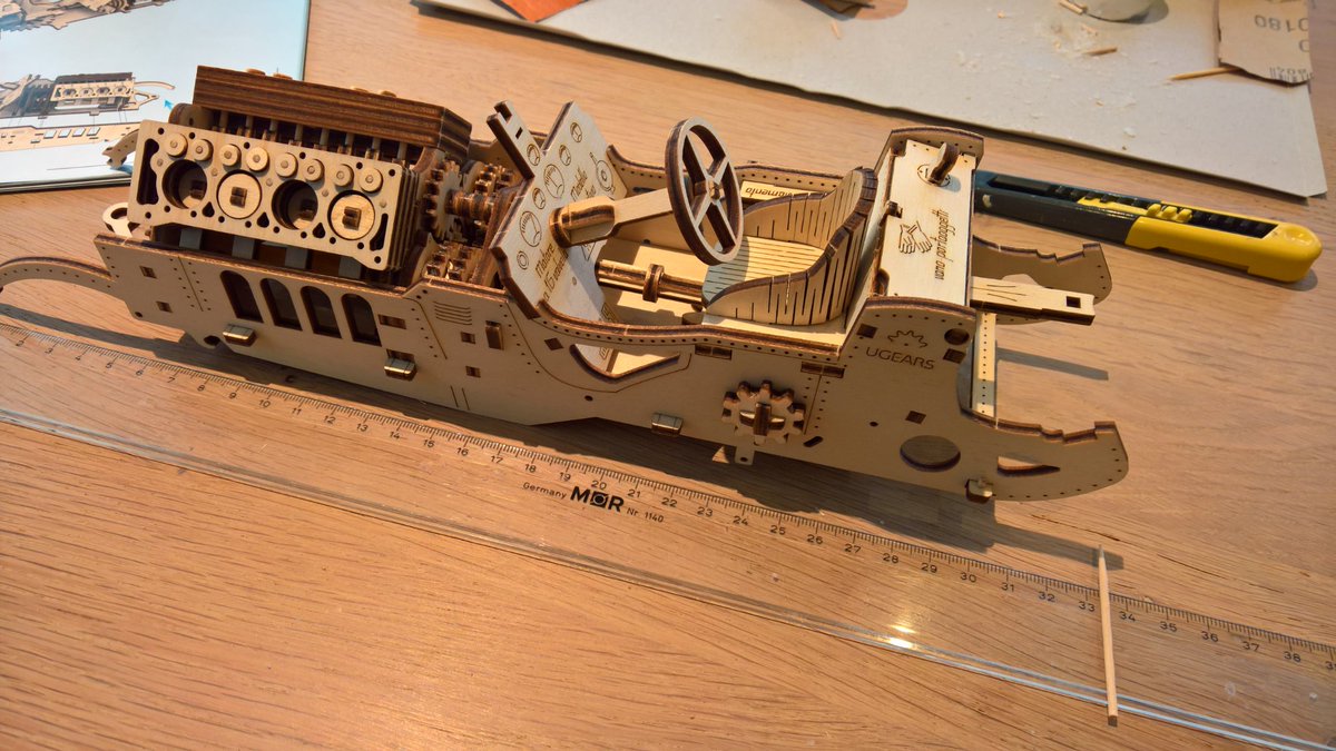 Kapitein_Frank's tweet photo. Ruim 30cm auto #ProjectV8, het begint erop te lijken. https://t.co/aFGPIWXAXb