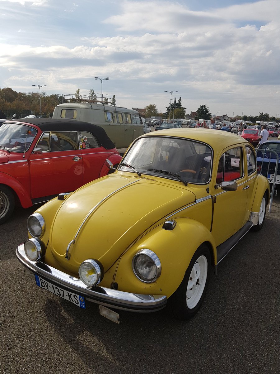 SalonAutomedon's tweet photo. C'est la fin du Salon #Automédon 🎬 Merci à tous pour ce beau week-end ! Nous avons partagé ensemble nos passions et nos connaissances 🚗 Nous espérons avoir été à la hauteur de vos attentes et que toutes ces belles anciennes vous ont fait voyager dans le temps ! #classiccars https://t.co/n3Qcfw7dQ0