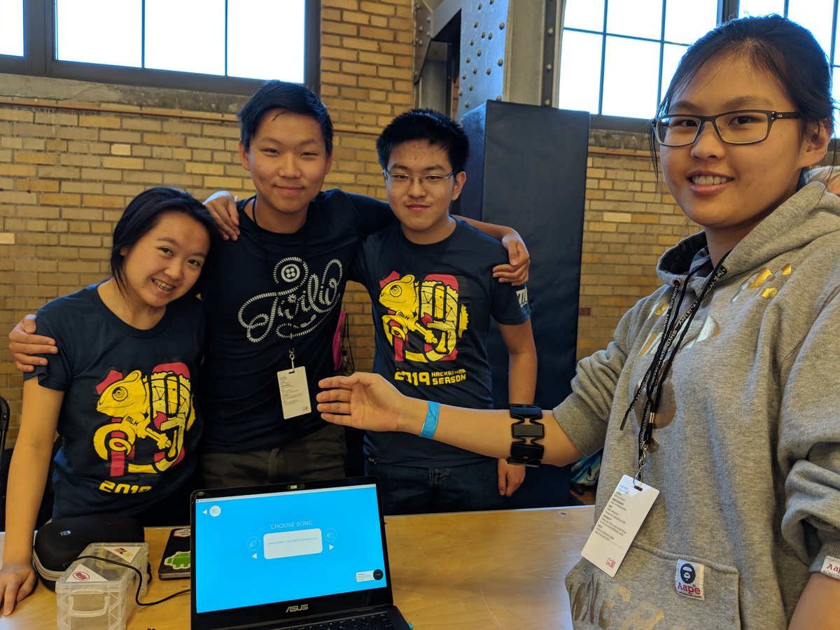 MLHacks's tweet photo. Demos @mhacks has begun! This team used a Myo armband from our MLH Hardware Lab presented by @digikey! What did you build this weekend? #MHacks11 https://t.co/gQRloszw5g