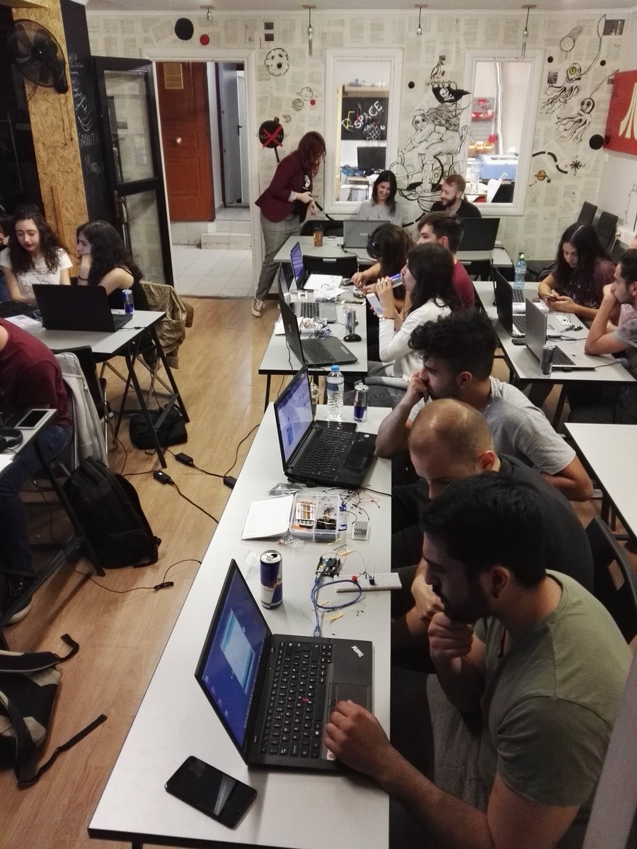 InterMediaKT's tweet photo. Day 7 σήμερα στο #PatrasCodecamp2018 και συνεχίζουμε δυναμικά με "Intro to #Arduino", με την Νάντια Ρόδη @allaboutnantia !
#activities #volunteers #coding #web #tech #training #workshops #EUCodeWeek #CodeWeek #POS4WORK #LetsCode #Teamwork #Partners #dineiftera #redbull https://t.co/7YfToqZY4z