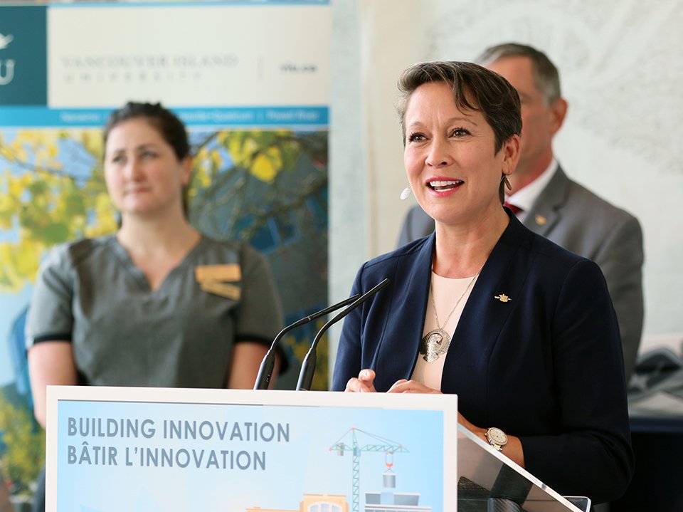 VIUniversity's tweet photo. .@VIUniversity officially opens our three new learning facilities! Thank you @melaniejmark for celebrating with us this accomplishment! #VIUBuilds to  invest in our students by providing them exceptional learning experiences. https://t.co/7iTCAEELXp
