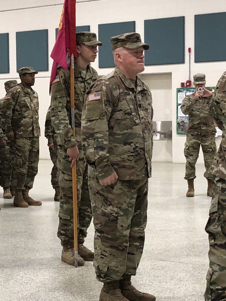 MelRakes's tweet photo. 262nd Change of Command @DelawareNG The unit congratulates CPT Shawn Rakes and welcomes CPT Mark DiEleuterio. #NationalGuard https://t.co/JvgMHxZAcT