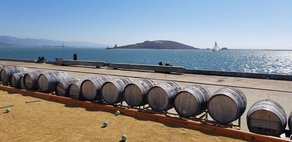 rbcellars's tweet photo. Bocce &amp; Wine. It's a thing.
https://t.co/pfPoS8ue9C
Today's (Sunday) food purveyor: The Eating (American-Asian Fusion)
#eastbay #eastbaywinery #sfbay https://t.co/fjeJEZLtkj