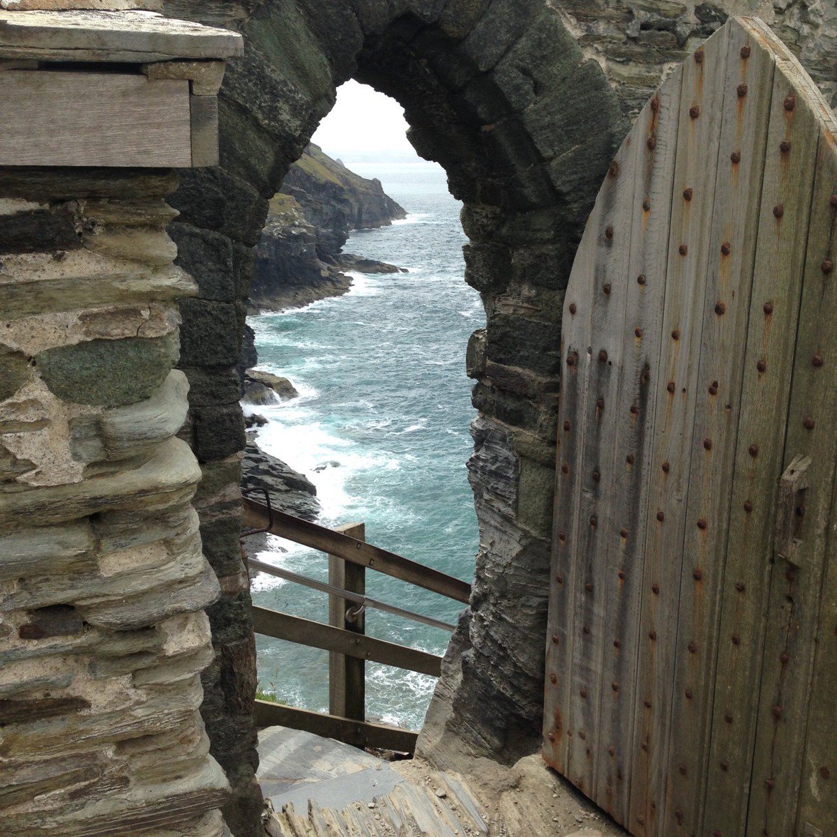 LittellKatie's tweet photo. Take me here, please. #secretdoor #tdc2468 #ds106 @ds106dc https://t.co/Y2gsYBjGAE