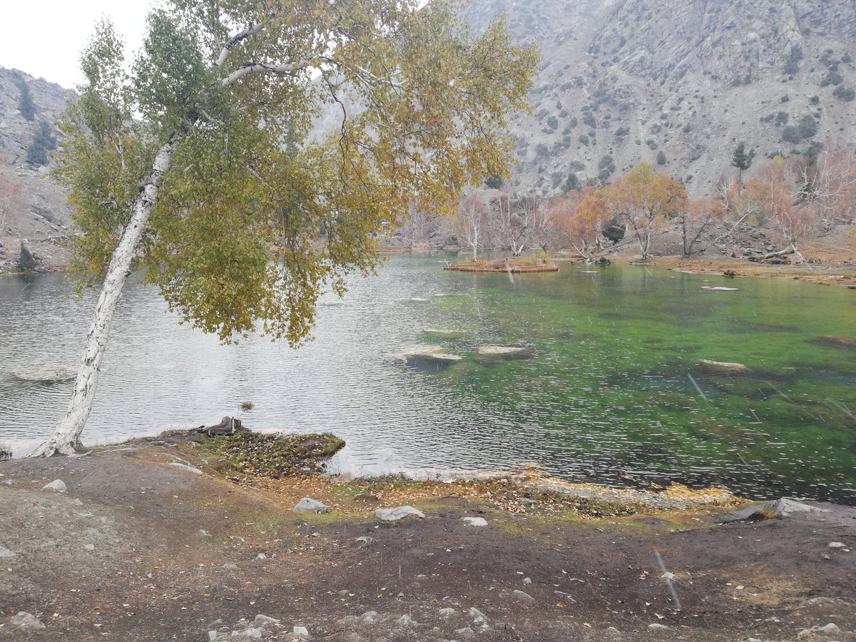 fsherjan's tweet photo. #SatrangiLake in Upper Naltar. It was snowing lightly. https://t.co/rC3o29yXRI