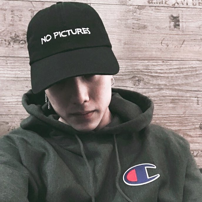 jamesxsadboy's tweet photo. — young / dumb / broken🗯 https://t.co/ObcdSqAFur