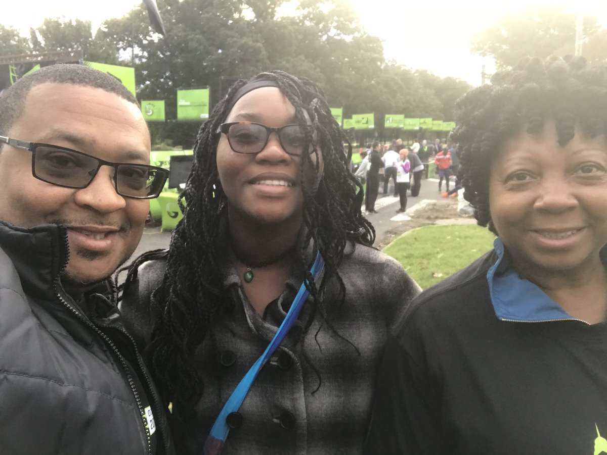 SmgGraham's tweet image. Ready to start this #generosityphilly 5K Walk/Run to support @Pamoza_INTL