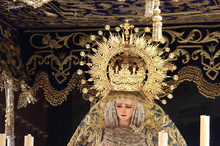 LaExaltacion's tweet photo. #MesDelRosario ◦ En el rezo de hoy contemplamos los Misterios Gloriosos con la excelsa Reina de los Cielos. #PrayForTheChurch 

📷 Javier Ramírez https://t.co/GLycVLc7jL