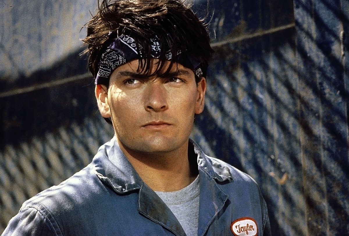 thistv's tweet image. Be sure to watch MEN AT WORK with #CharlieSheen, #EmilioEstevez and #LeslieHope this afternoon on #ThisTV! Two garbagemen who know when something smells funny! Visit thistv.com for local listings!