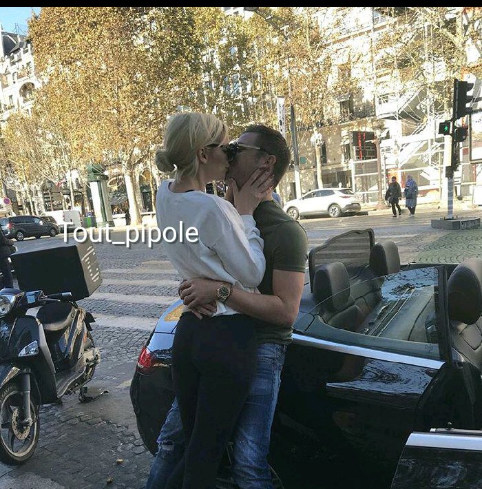 tout_pipole's tweet photo. #Exlu Nadège serais depuis quelques semaines en couple avec un certain Tom Brusse. Il est entrepreneur, il vit entre Hong Kong, Marrakech et Paris habitué à vivre dans le luxe, il est tombé sous le charme de la belle Nadège dans une soirée à Marrakech.
@ouiiiiii_nadege https://t.co/IbdQQoAauX