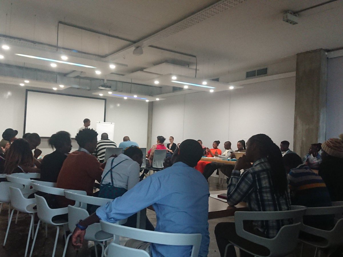 Yishai_Godsgift's tweet image. The nerves.. 🤫 🤫 Just breath. You need some form of courage. PITCHING DEN @ActivateZA @KrampVibez #SwitchSeminar18 #switchers #activators #Entrepreneur #youtheconomicparticipation