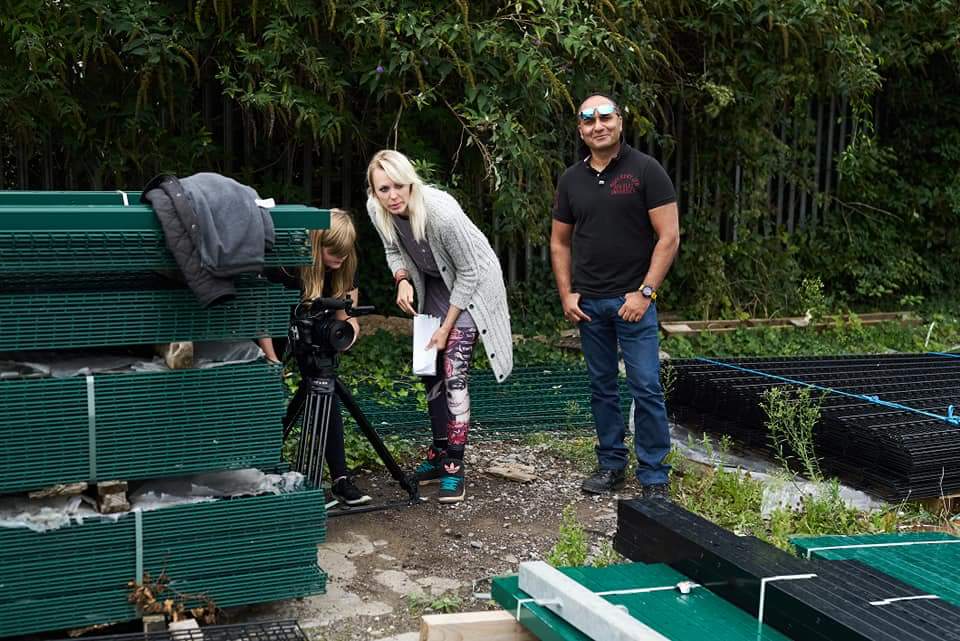 T_2ndAC's tweet photo. A film I worked on a couple months ago as B camera operator ππ₯π
#CameraWoman #CameraOperator #BCamera #Sony #SonyFS5 #Crew #Filmmaking #ShortFilm #Bristol https://t.co/7F19Si4C7S