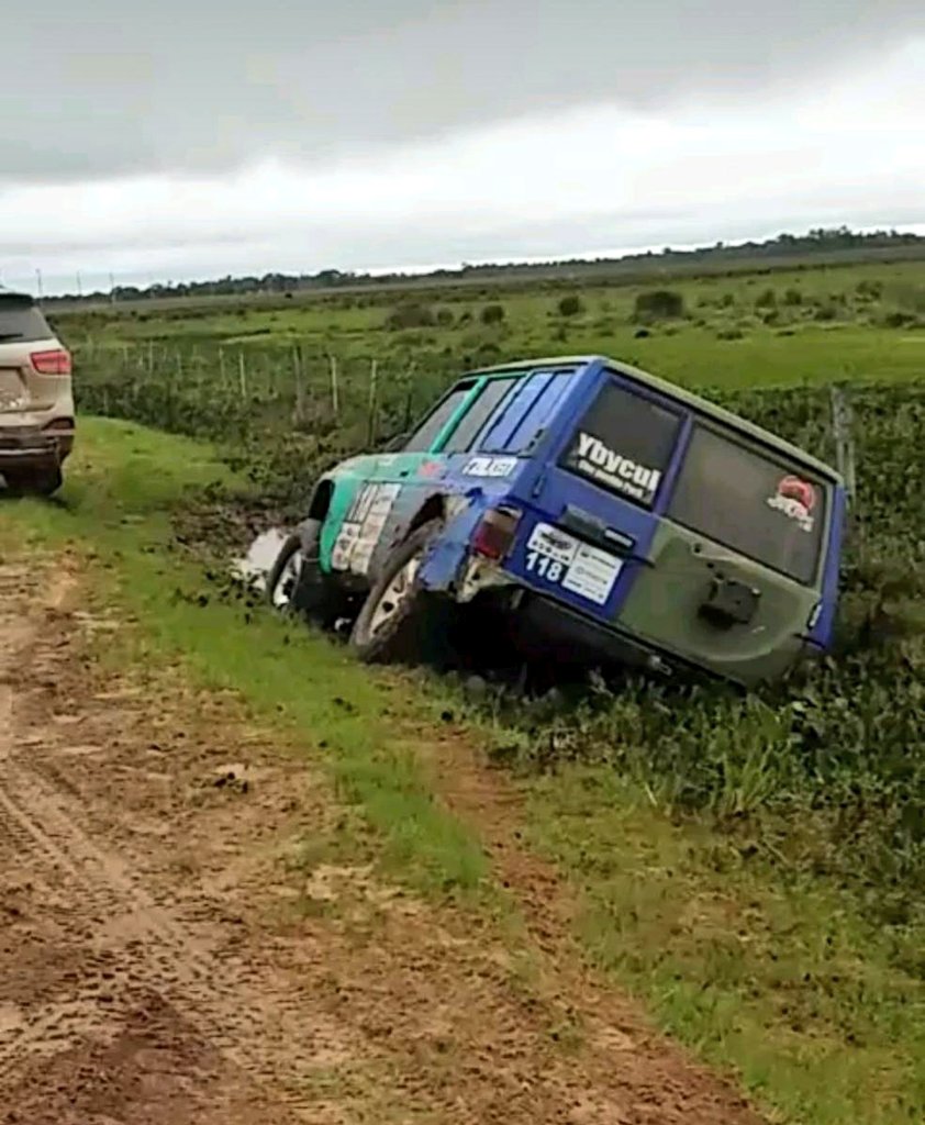 JFedeFerreira's tweet photo. Los humedales de Ñeembucú, dieron la bienvenida a pilotos foraneos y de la casa...
#RallyCCPy - Desafío Ñeembucú 2018 https://t.co/NDstgfAj7S