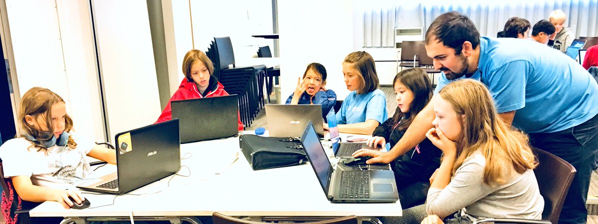 mhogberg_'s tweet image. Idag besöks @GrantThorntonSE av 100 barn som via @HelloWorld_se #meetup får lära sig att #programmera - låt oss tillsammans tända fler digitala stjärnor 🌟 #csr