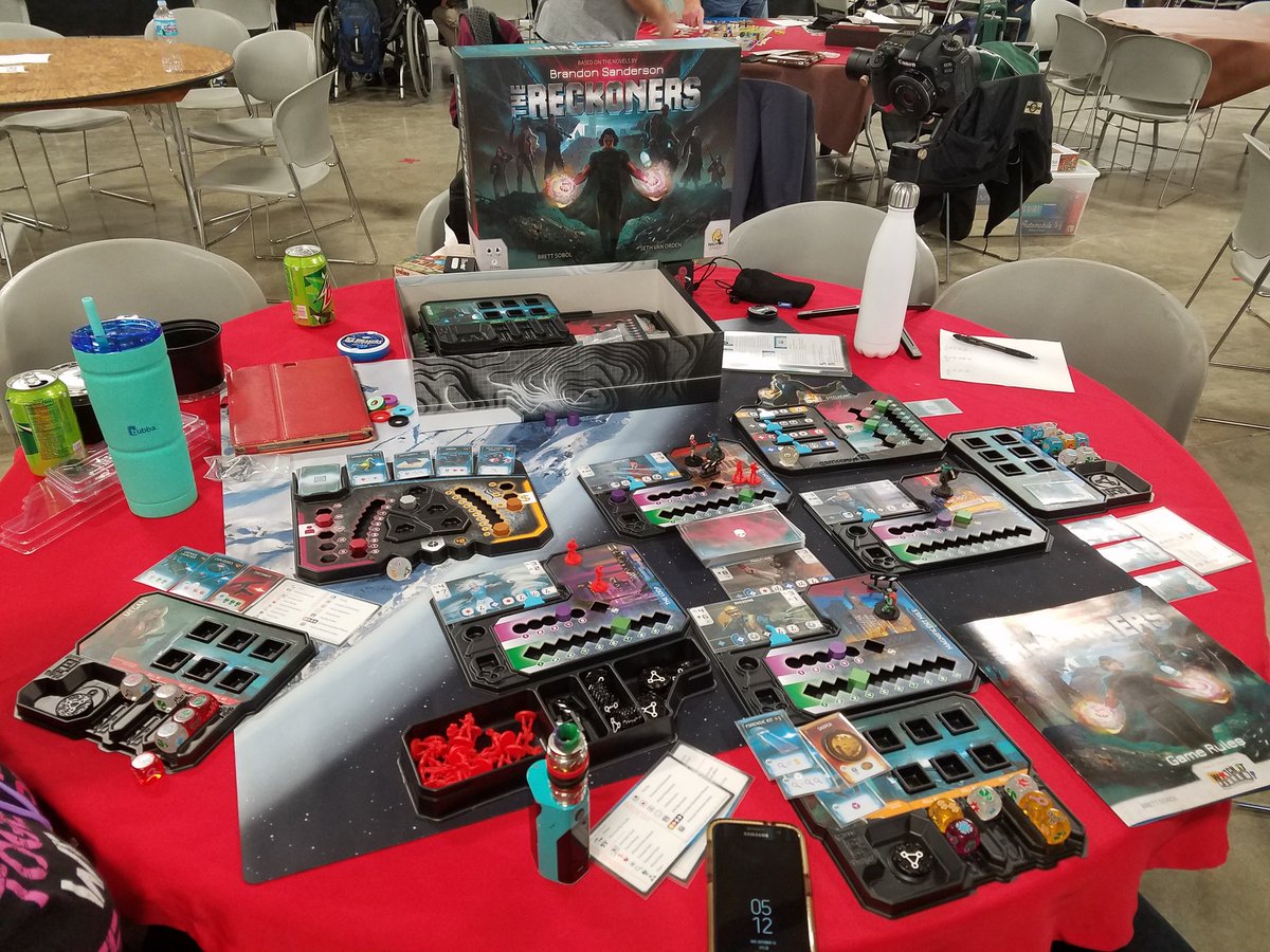 This trio had an engine that kicked butt. Steelheart didn't stand a chance.