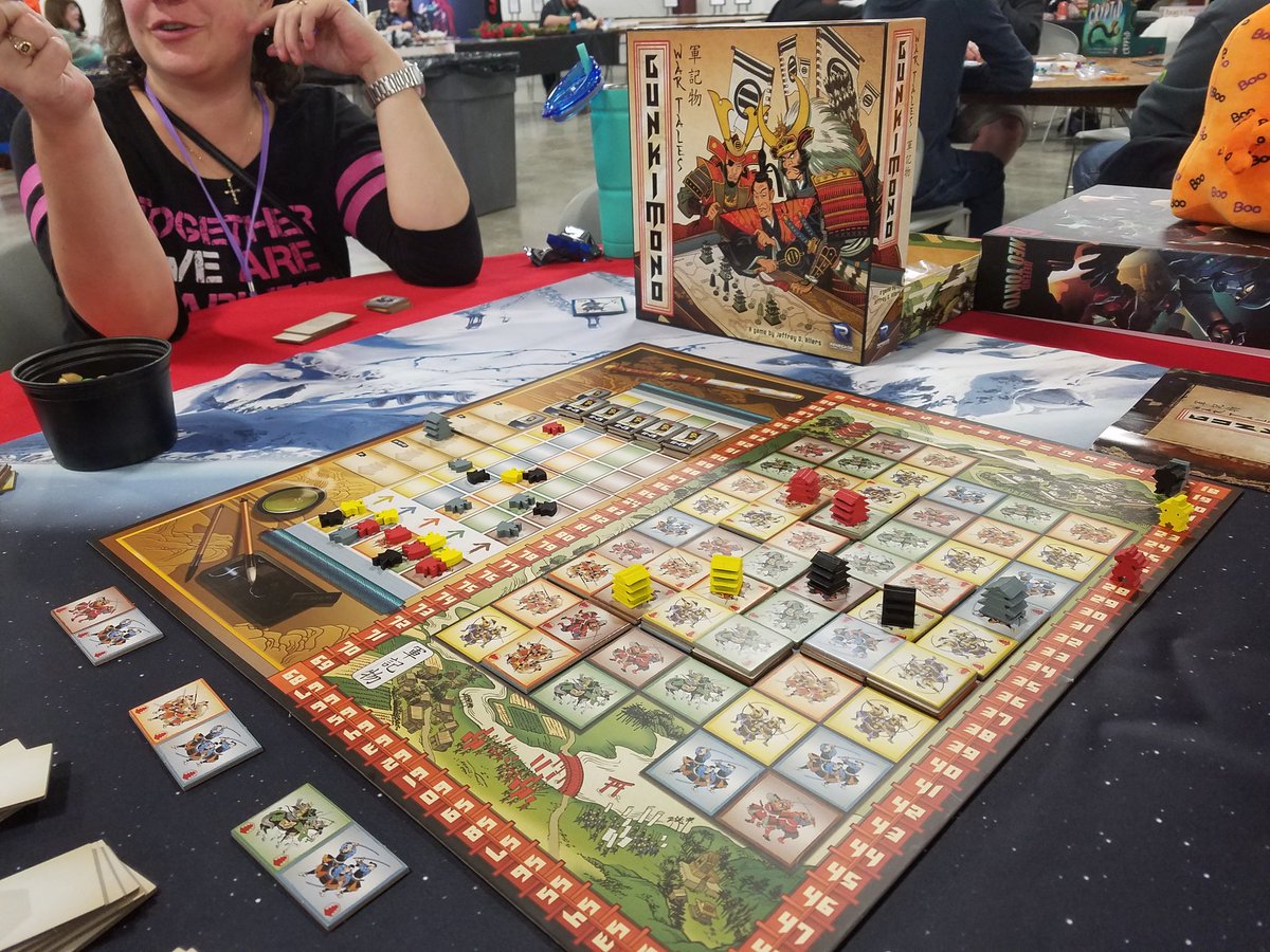 Gunkimono! A pretty and streamlined 4 player tile laying game. 155 pts for the win 😁