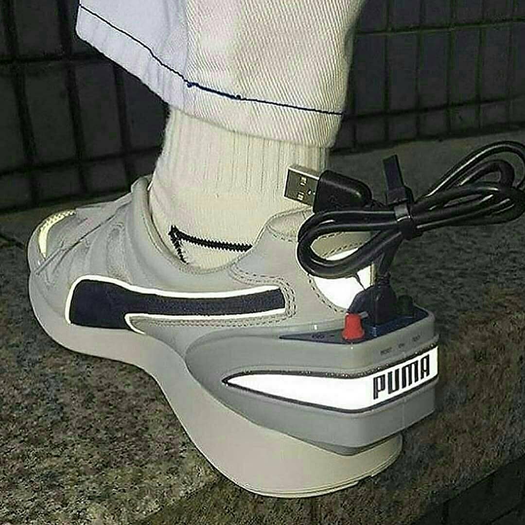 MediaGuide_NG's tweet image. Brethren, are we here for this???? Via @mediaguidestyle - Extension box sandals... Yay or Nay #MediaGuideStyle dlvr.it/QnJ8PZ IG: MediaGuide.NG #MediaGuideNG