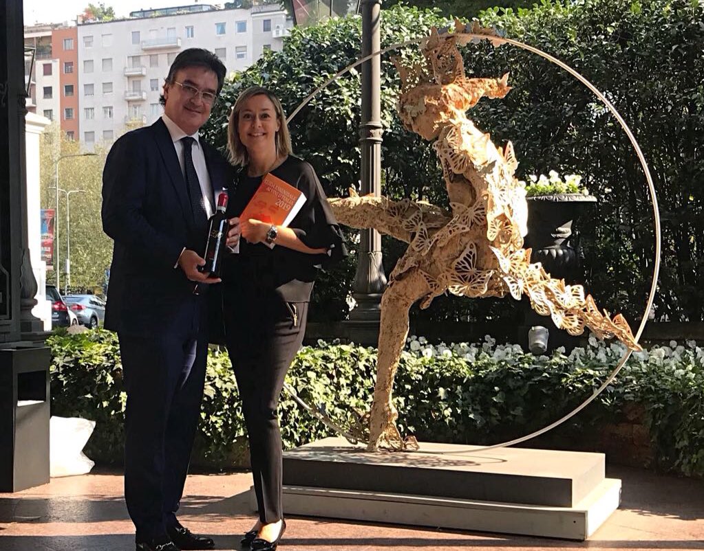 Bello ritrovare tanti amici alla presentazione di <a href="/DoctorWine1/">DoctorWine | Daniele Cernilli</a> e leggere che i nostri vini #zaowines Amarone e Valpolicella hanno ricevuto una recensione 🔝🔝🔝 grazie! ❤️

#MilanoWineWeek