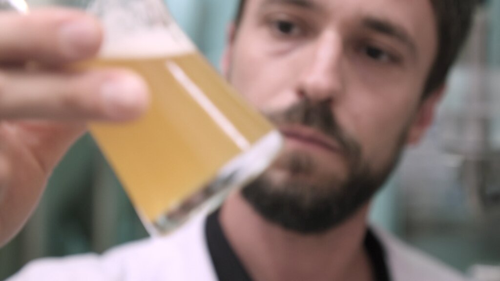 3CatInfo tweet media